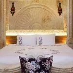 Kayata Cave Special Class Hotel